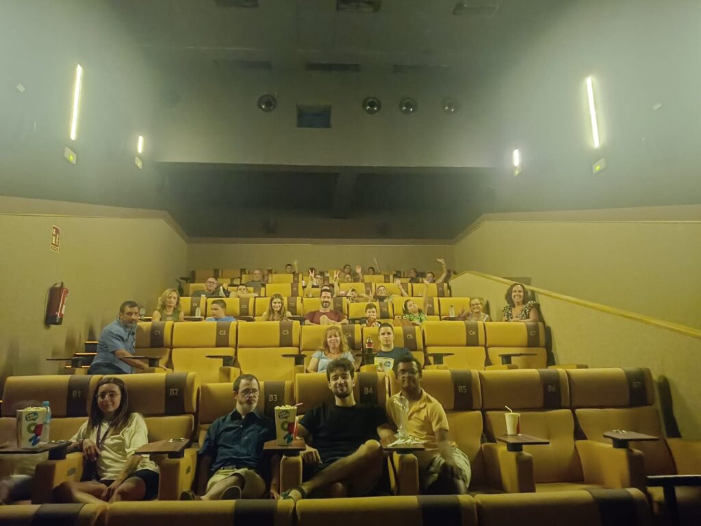 VUELTA AL CINE